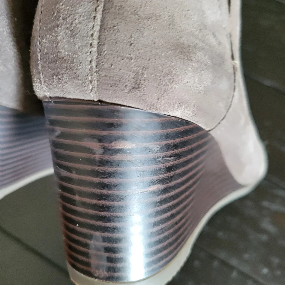 Vionic Grey Suede- Paloma- Wedge Stacked Heels Ankle Boots (10)